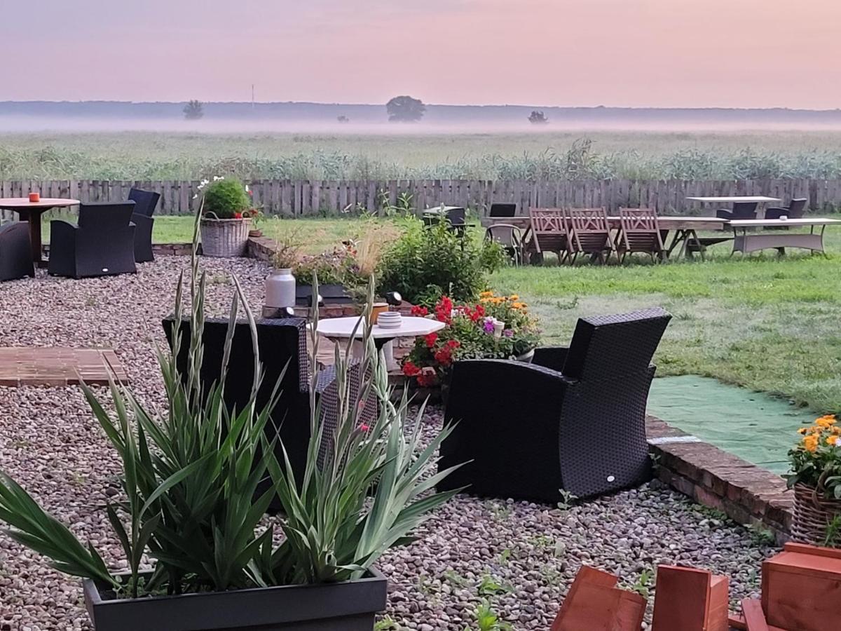 Dom Goscinny Ptaszarnia - Natura-Free Parking Swinoujscie Exterior photo